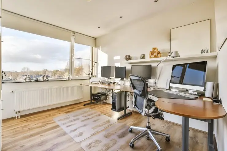 cozy-office-room_305343-15656.webp
